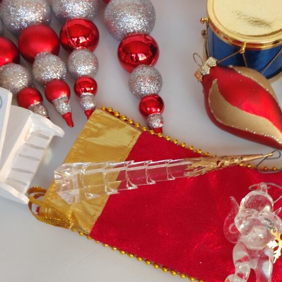 LARGE Christmas Ornament Lot of 22 Pieces Assorted Holiday Ornaments RED THEME - Picture 7 of 11